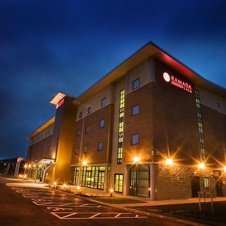 Ramada Plaza Wrexham Otel Dış mekan fotoğraf