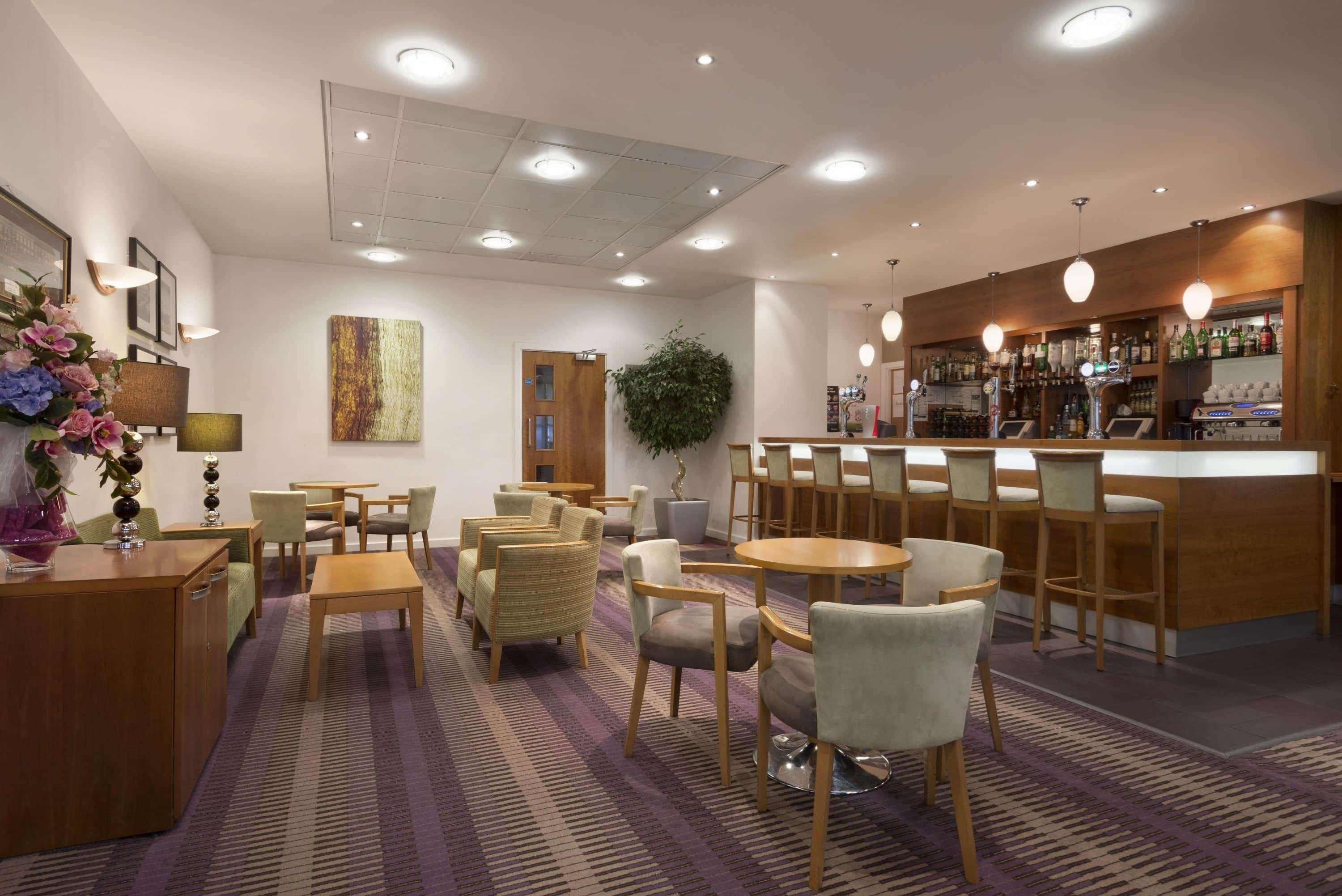 Ramada Plaza Wrexham Otel Dış mekan fotoğraf