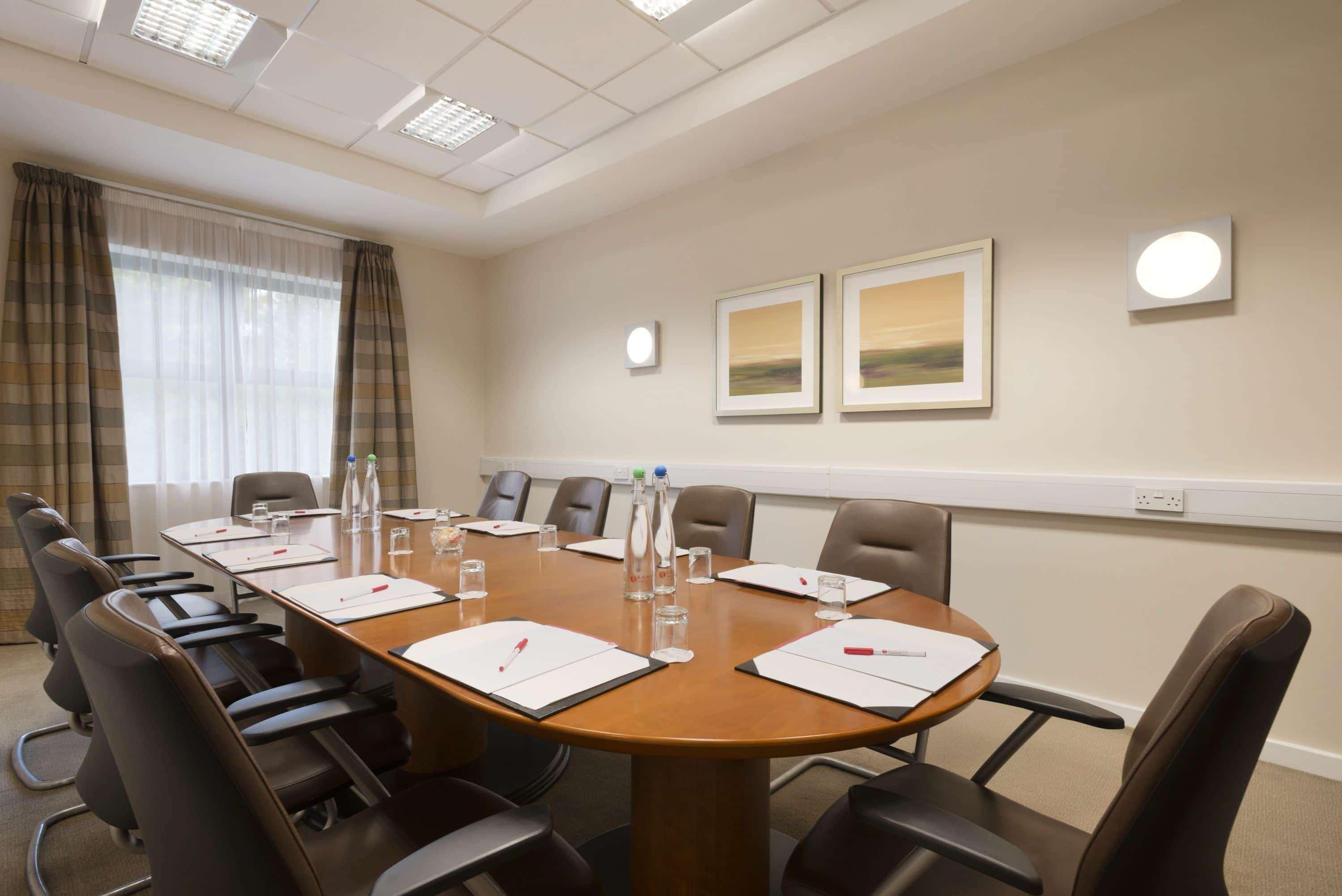 Ramada Plaza Wrexham Otel Dış mekan fotoğraf