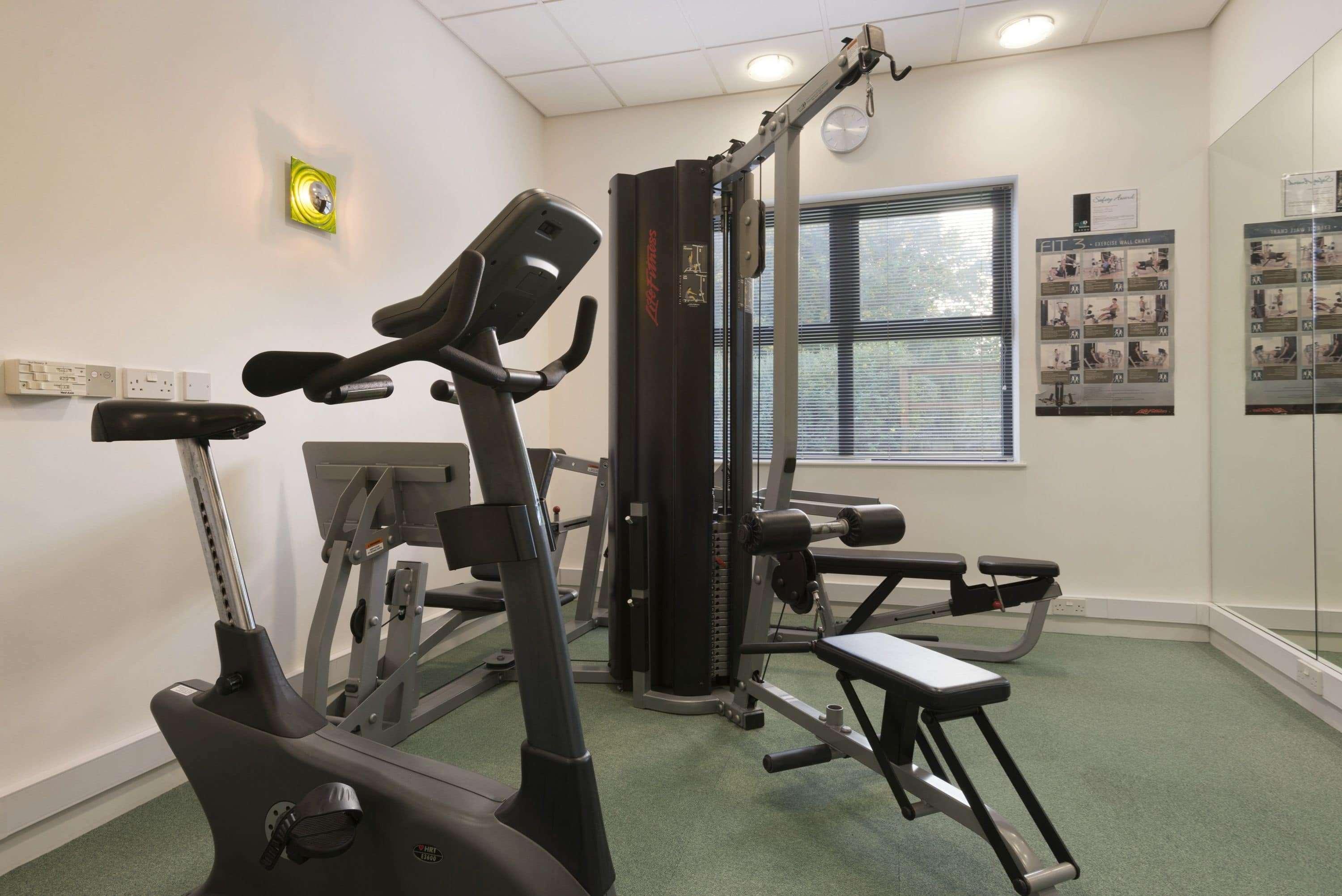 Ramada Plaza Wrexham Otel Dış mekan fotoğraf